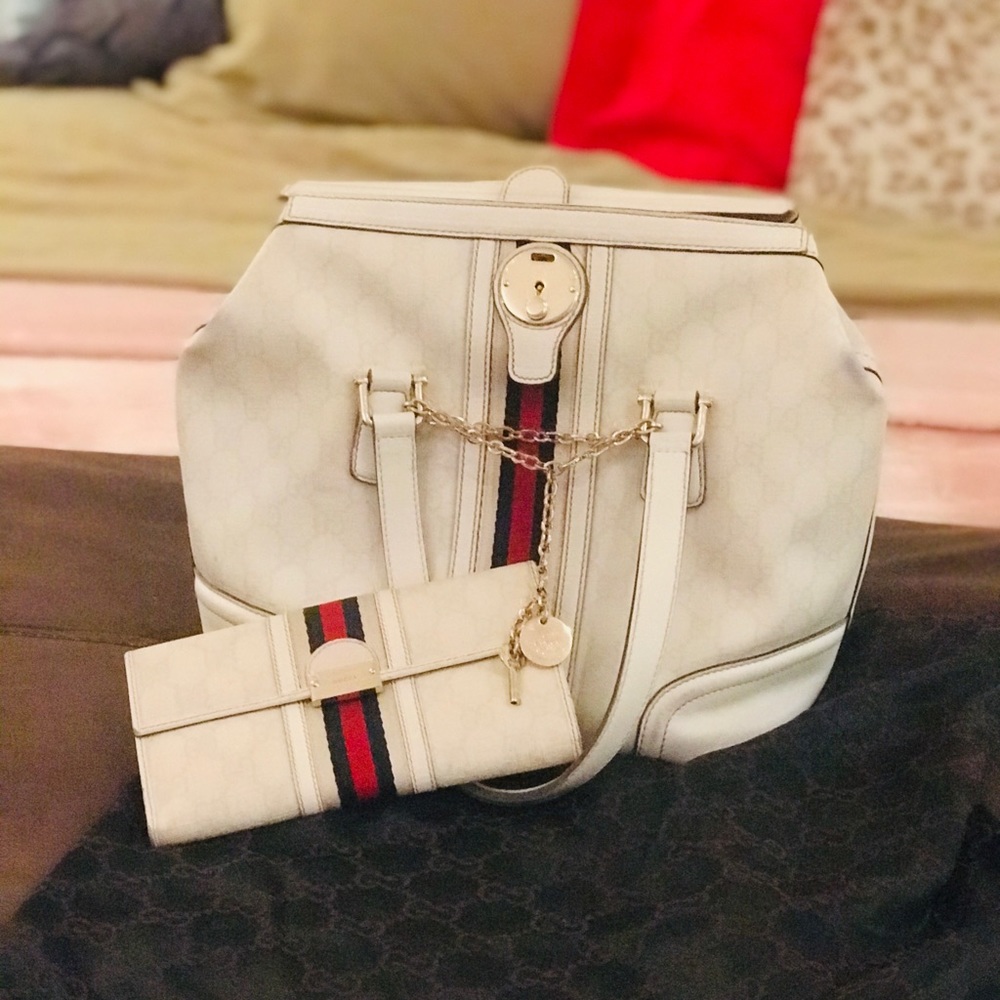 Gucci Ophidia White Handbag and wallet